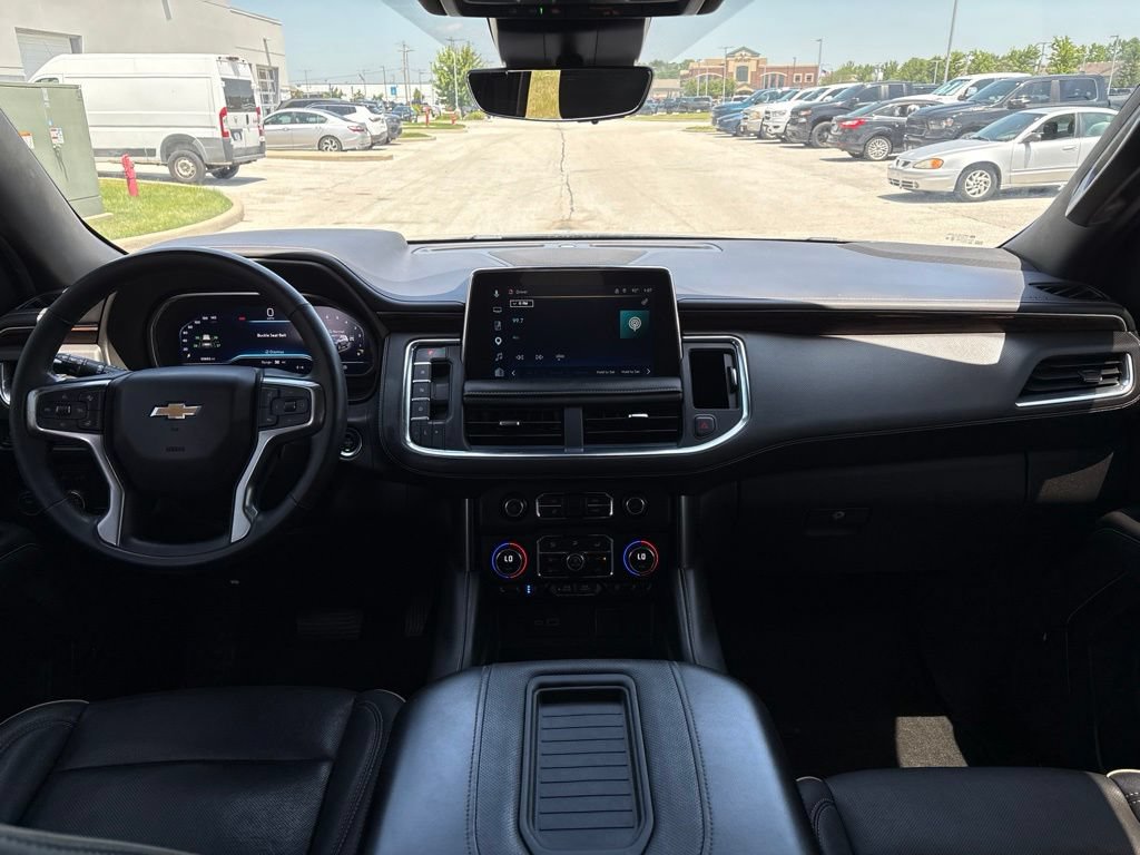 Used 2023 Chevrolet Tahoe Premier w/ Premium Package 2 AWD/4WD image 8