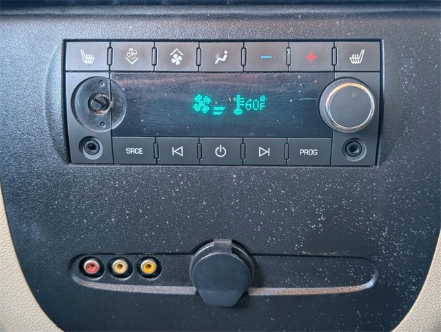 Used 2013 GMC Yukon XL Denali image 32