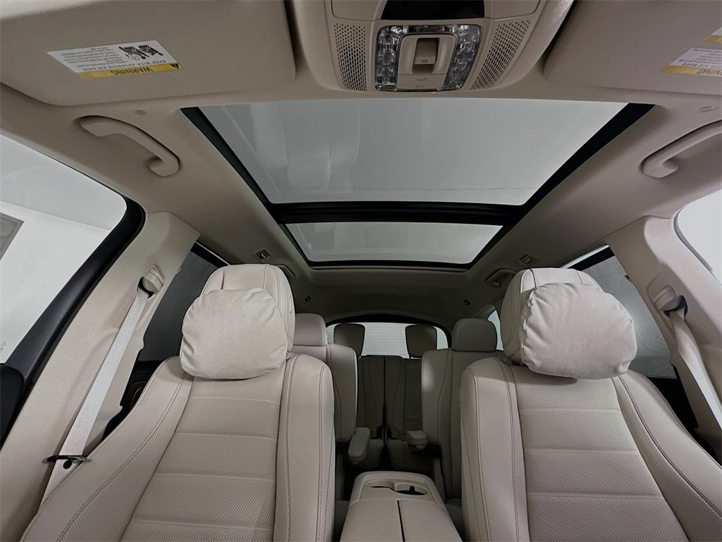 New 2026 Mercedes-Benz GLS 450 4MATIC image 23