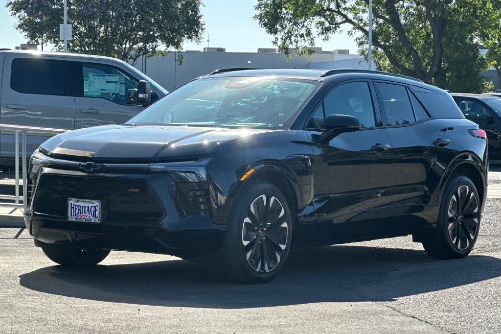Used 2024 Chevrolet Blazer EV RS AWD/4WD image 8