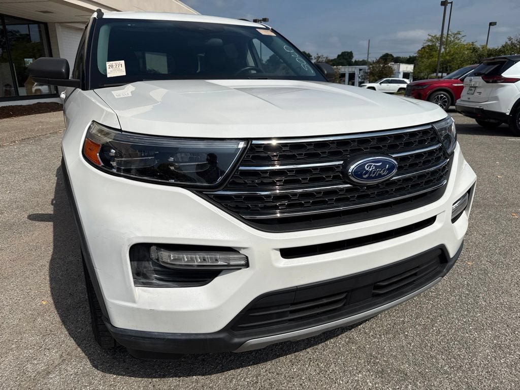 Used 2023 Ford Explorer XLT w/ Equipment Group 202A RWD image 15