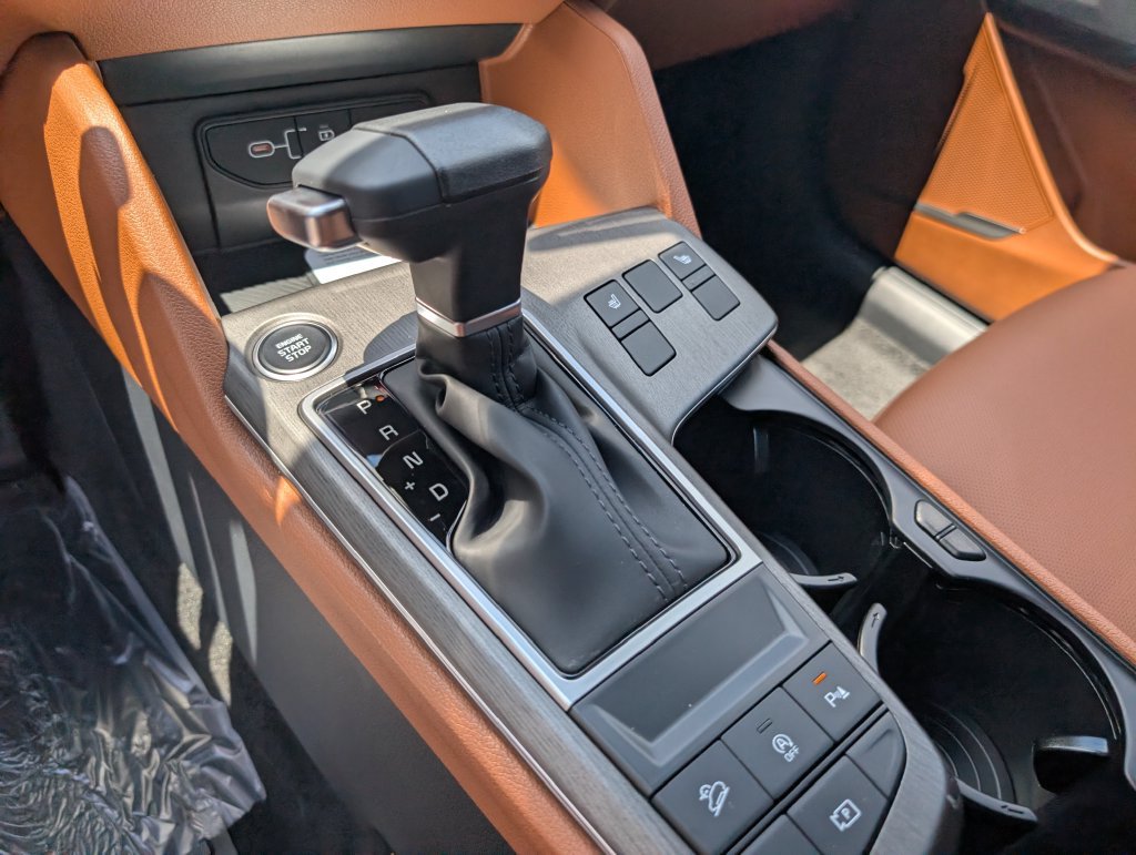 New 2026 Kia Sportage X-Line w/ X-Line Premium Package AWD/4WD image 20