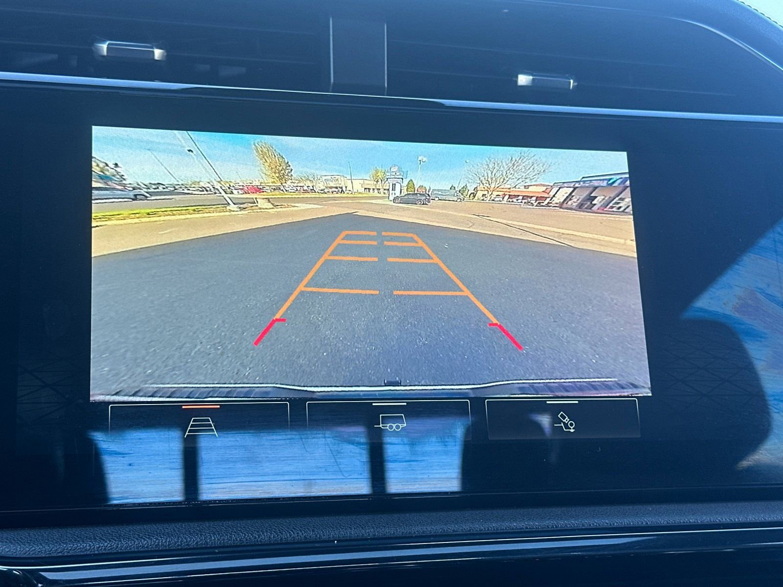 Used 2022 GMC Sierra 1500 AT4 w/ AT4 Preferred Package image 23