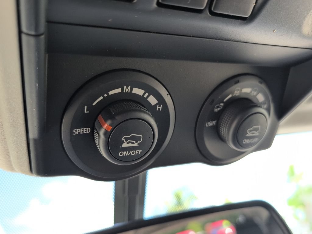 Used 2019 Toyota 4Runner TRD Off-Road Premium AWD/4WD image 22