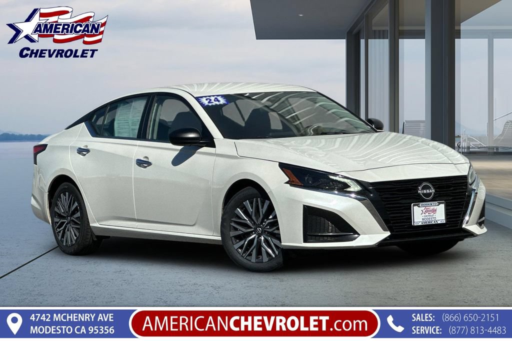 Used 2024 Nissan Altima 2.5 SV