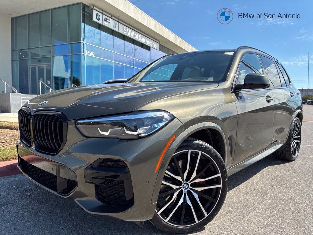 Certified 2023 BMW X5 xDrive40i w/ M Sport Package AWD/4WD image 1