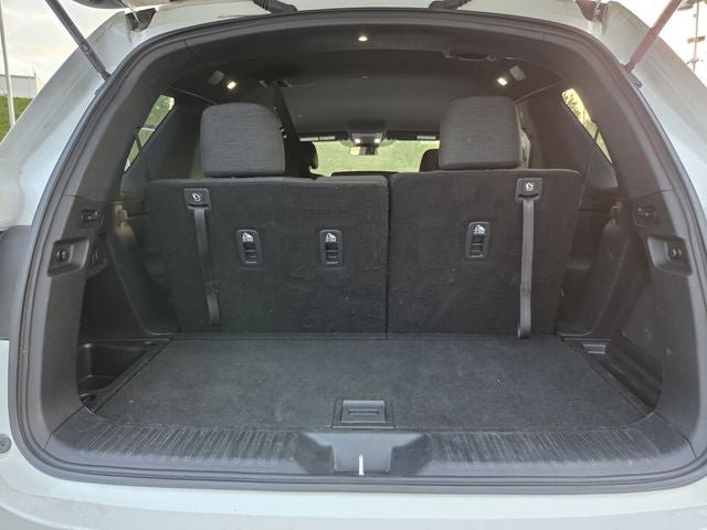 Used 2023 Honda Pilot Sport image 29