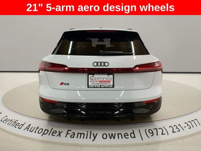 Used 2024 Audi Q8 e-tron Prestige w/ Prestige Package AWD/4WD image 4