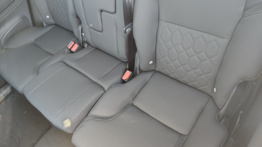 New 2026 Volvo XC90 B6 Plus w/ Protection Package Premier AWD/4WD image 29