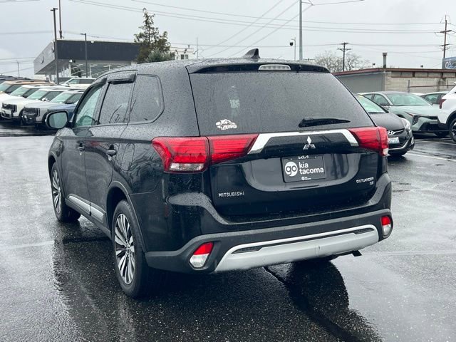 Used 2019 Mitsubishi Outlander AWD image 11