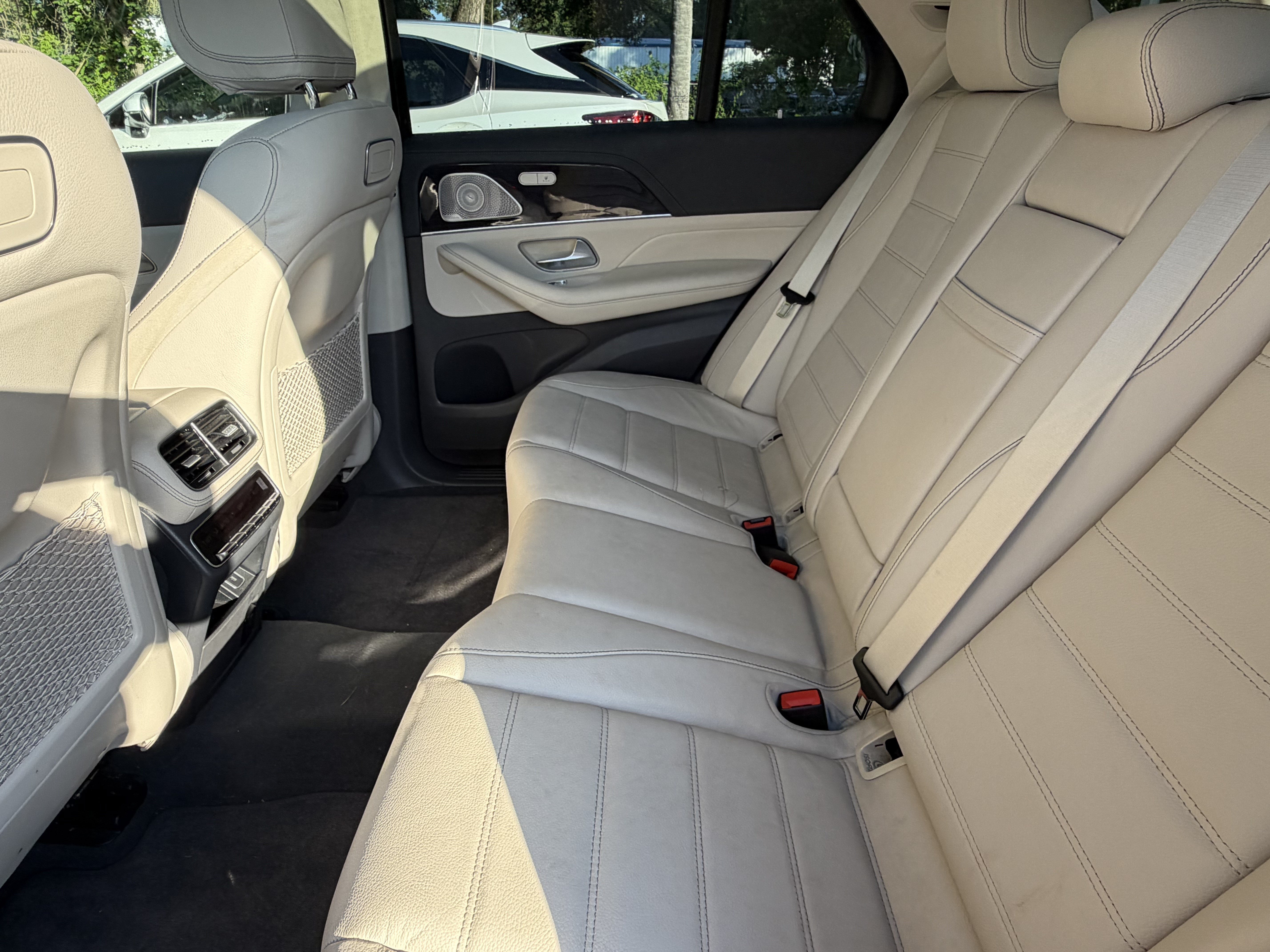 Used 2020 Mercedes-Benz GLE 450 4MATIC image 33