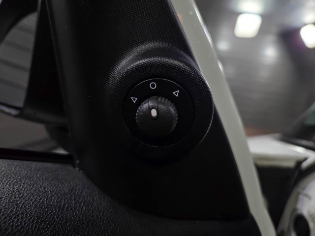 Used 2020 FIAT 500L Trekking w/ Popular Equipment Group image 32