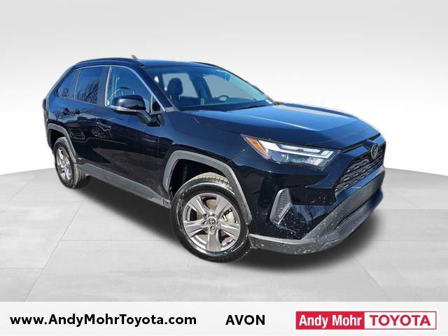 Certified 2025 Toyota RAV4 XLE AWD/4WD image 1