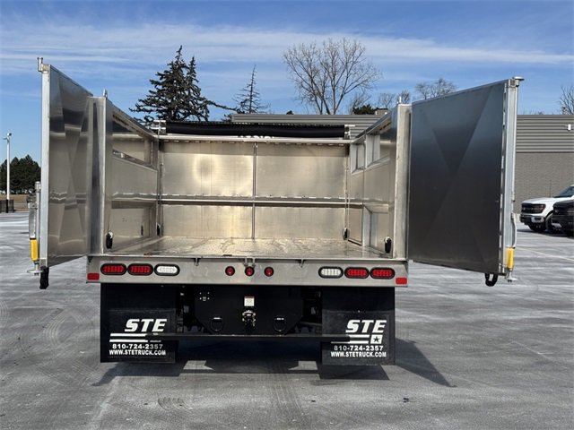 New 2025 Ford F550 4x4 SuperCab Super Duty image 9