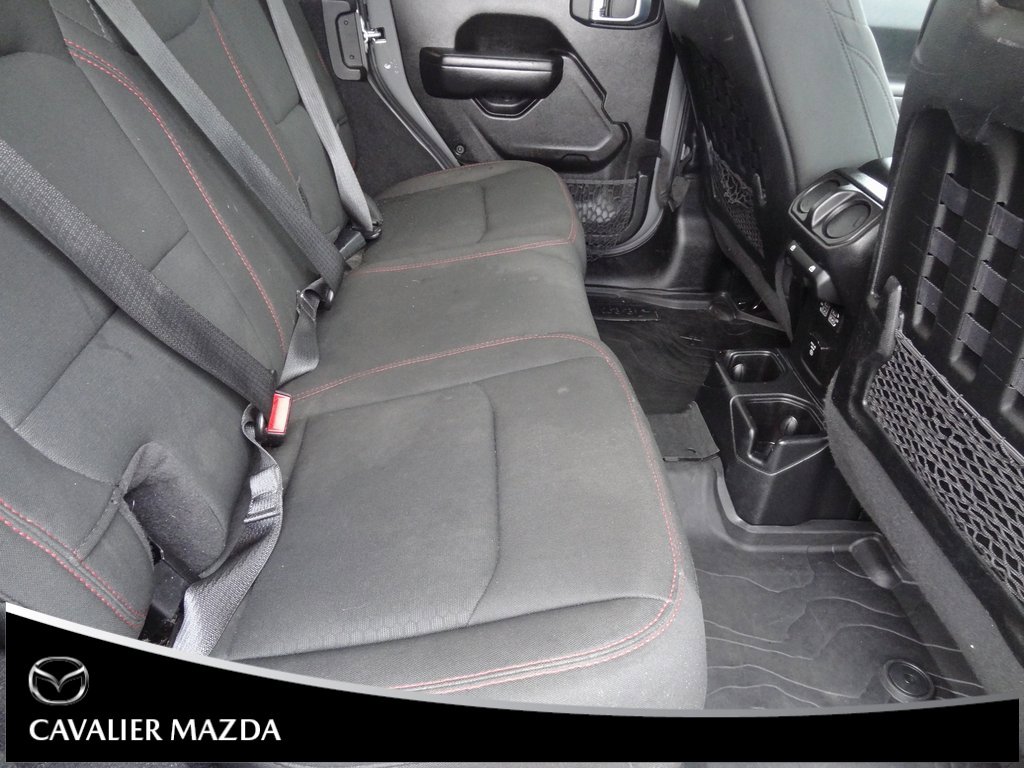 Used 2021 Jeep Wrangler Unlimited Rubicon image 16