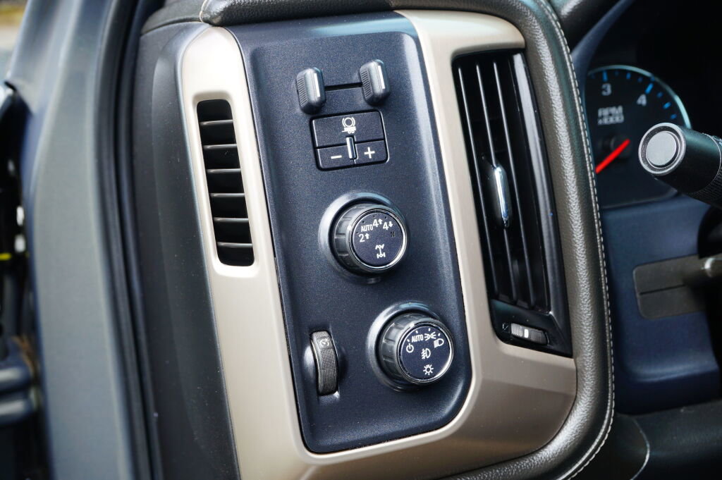 Used 2017 GMC Sierra 1500 Denali w/ Denali Ultimate Package image 20