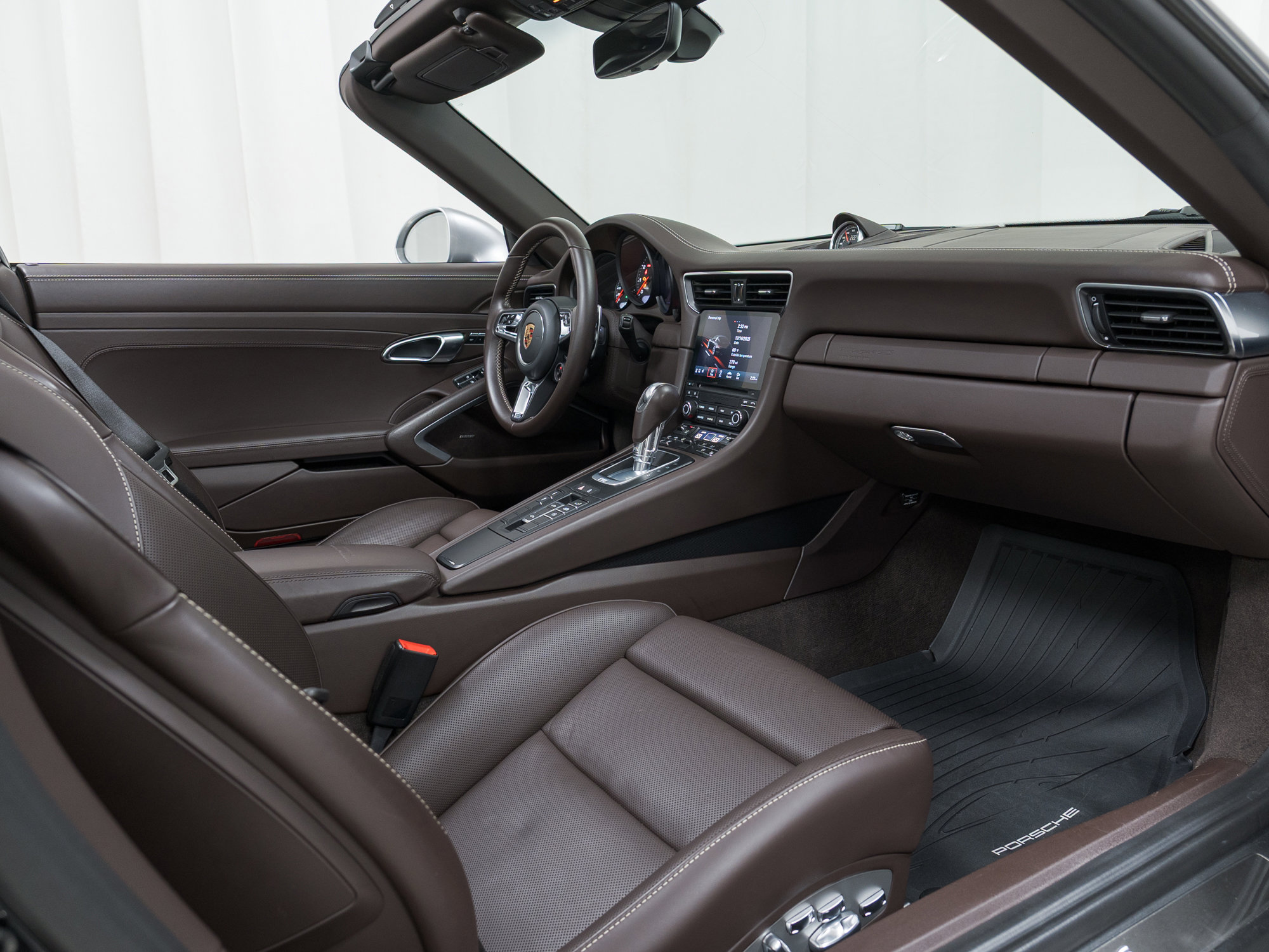 Certified 2019 Porsche 911 Targa 4 GTS image 33