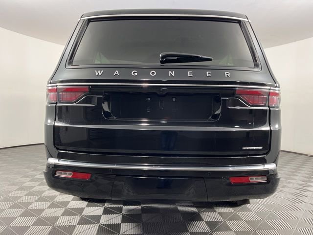 Used 2024 Jeep Wagoneer L Series II w/ Flexible Seating Group image 9