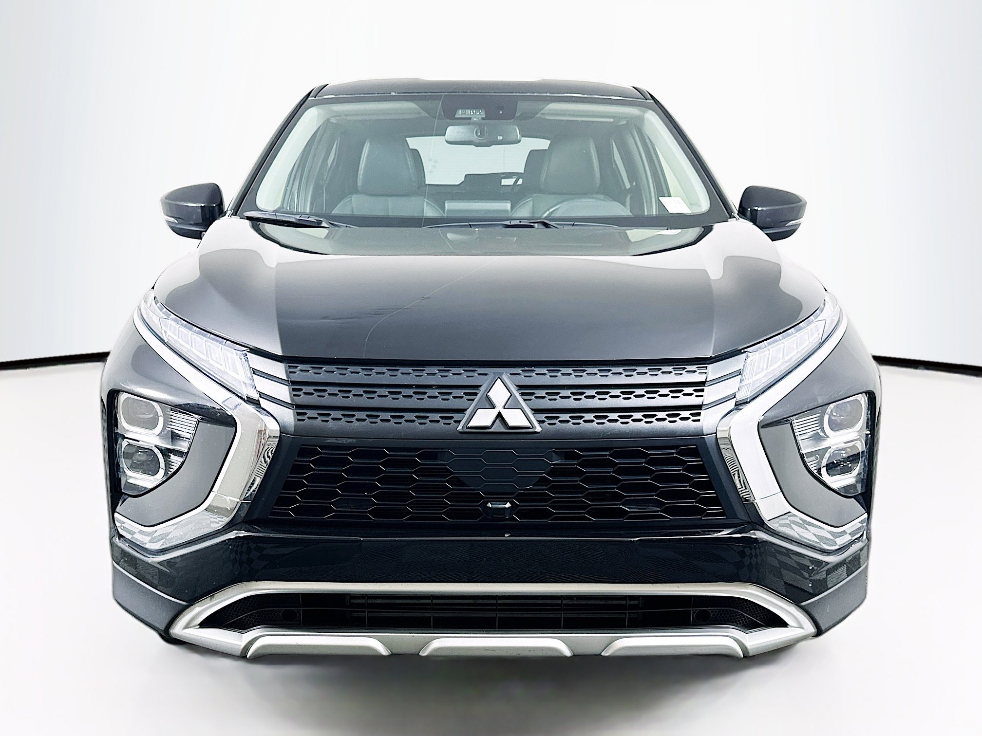 Used 2025 Mitsubishi Eclipse Cross SE image 2