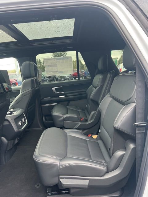 Used 2026 Ford Expedition Max Platinum AWD/4WD image 59