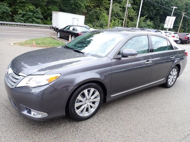 Used 2012 Toyota Avalon Limited FWD image 10