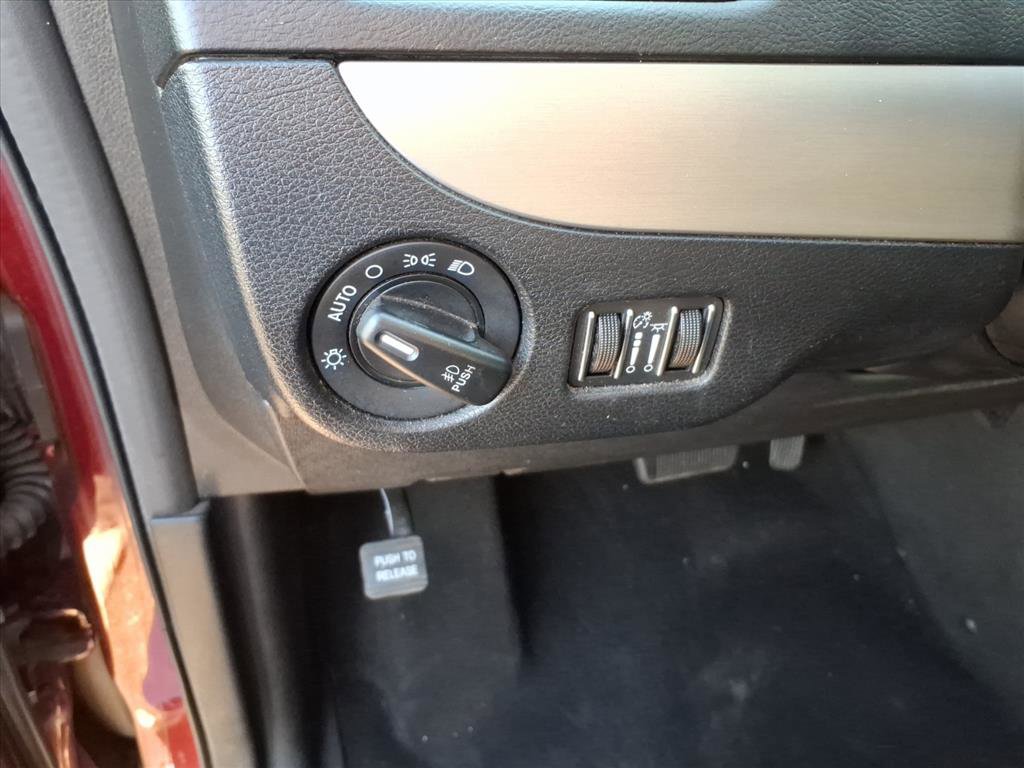 Used 2019 Dodge Grand Caravan GT image 26