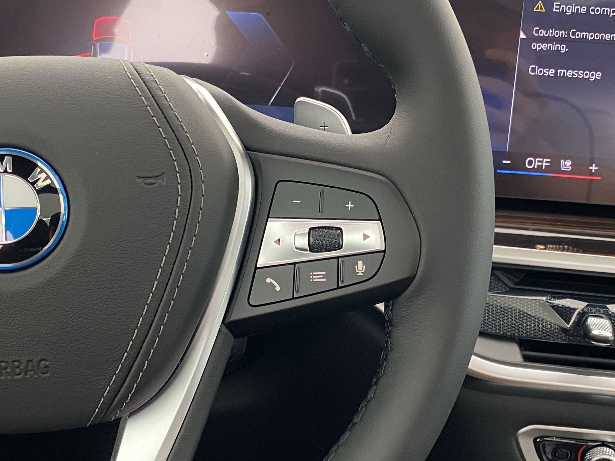 Used 2026 BMW X5 xDrive50e w/ Premium Package image 30