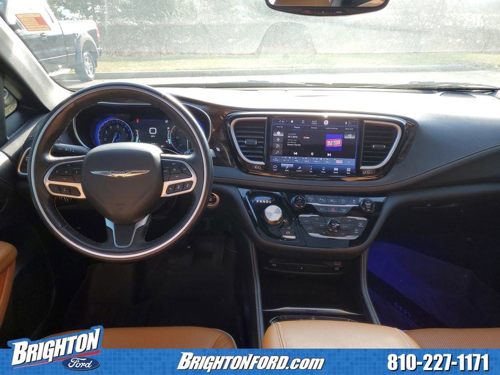 Used 2021 Chrysler Pacifica Pinnacle AWD/4WD image 16