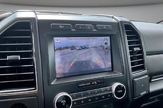 Used 2019 Ford Expedition Limited w/ Equipment Group 301A RWD image 14