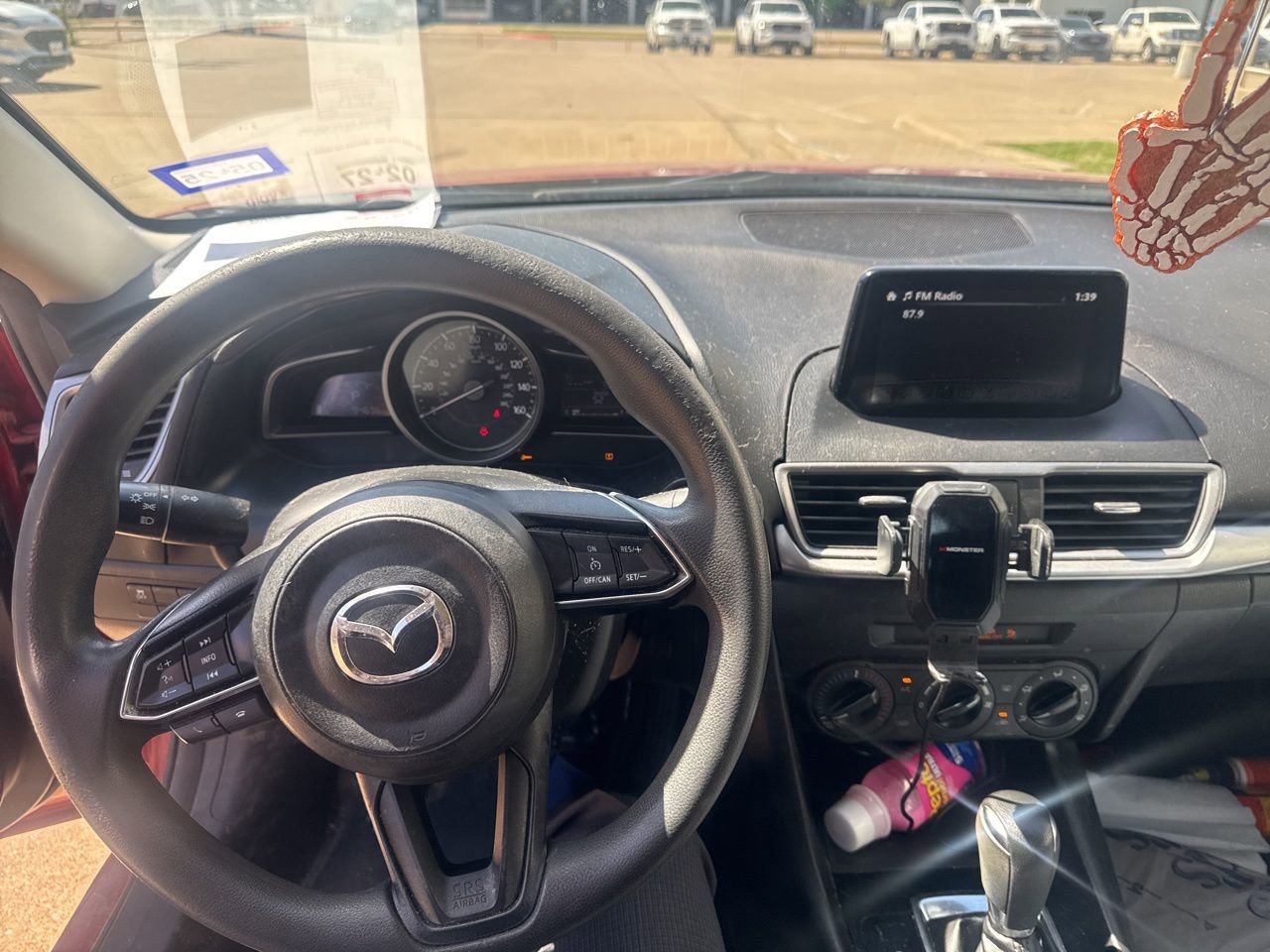 Used 2017 MAZDA MAZDA3 Sport image 10