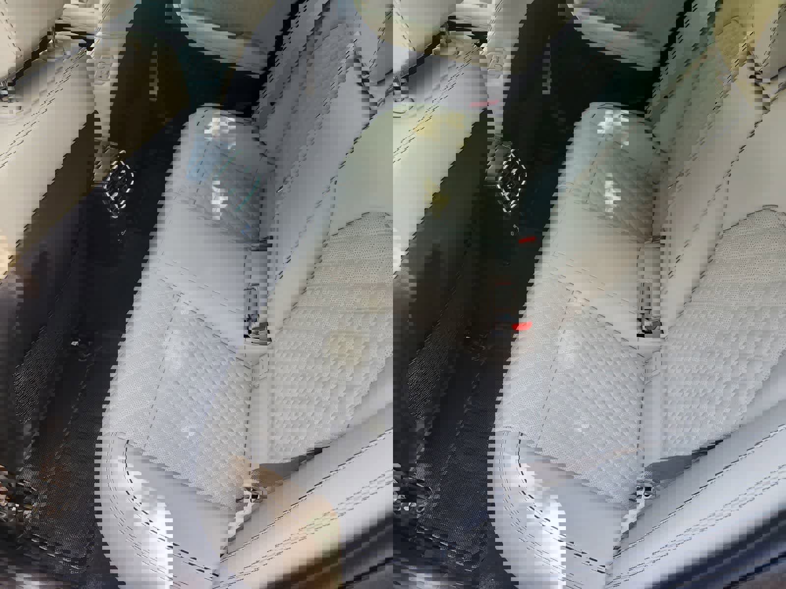 Used 2025 Genesis G70 3.3T Advanced w/ Sport Prestige Package RWD image 30