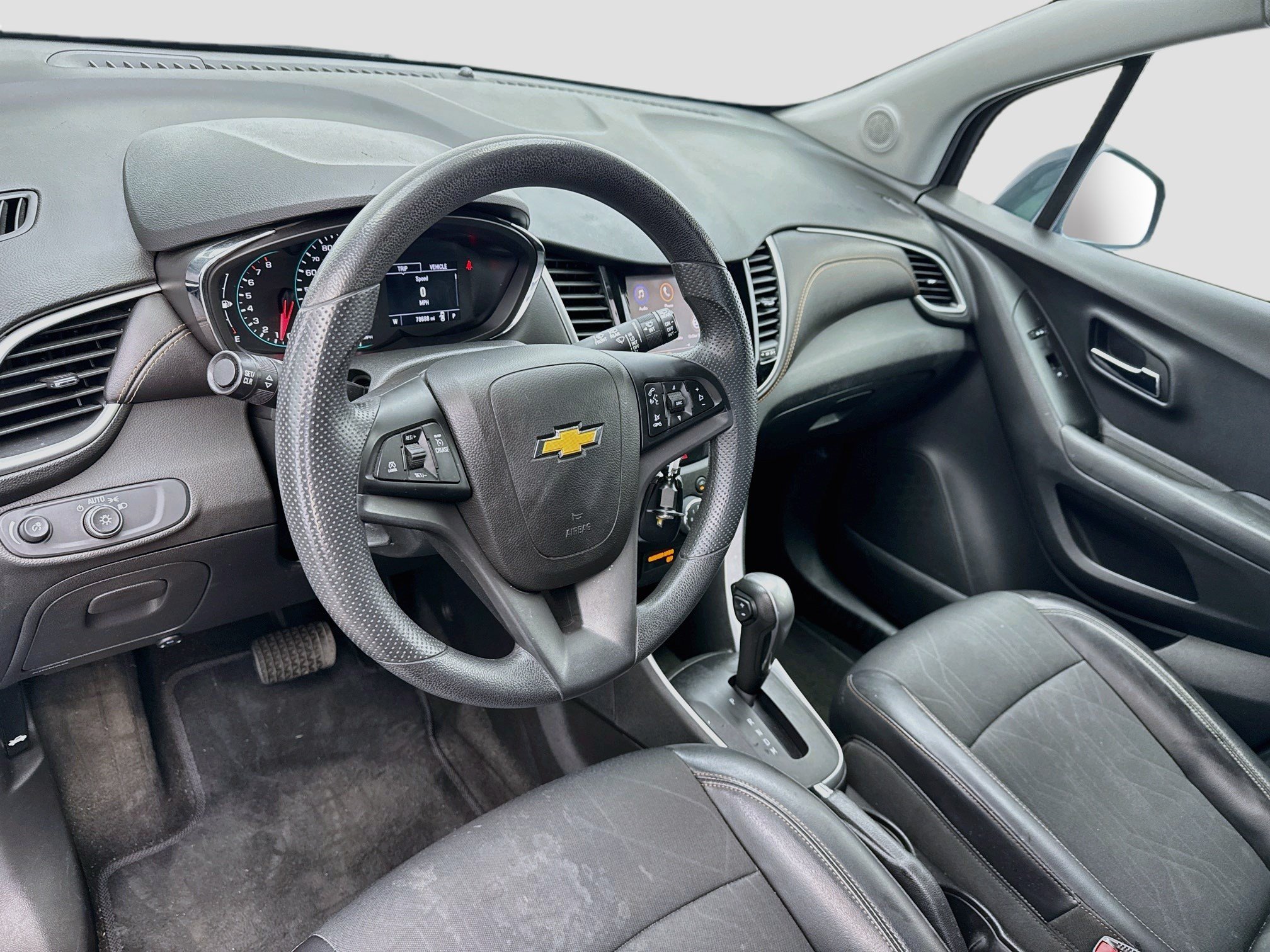 Used 2021 Chevrolet Trax LT AWD/4WD image 7