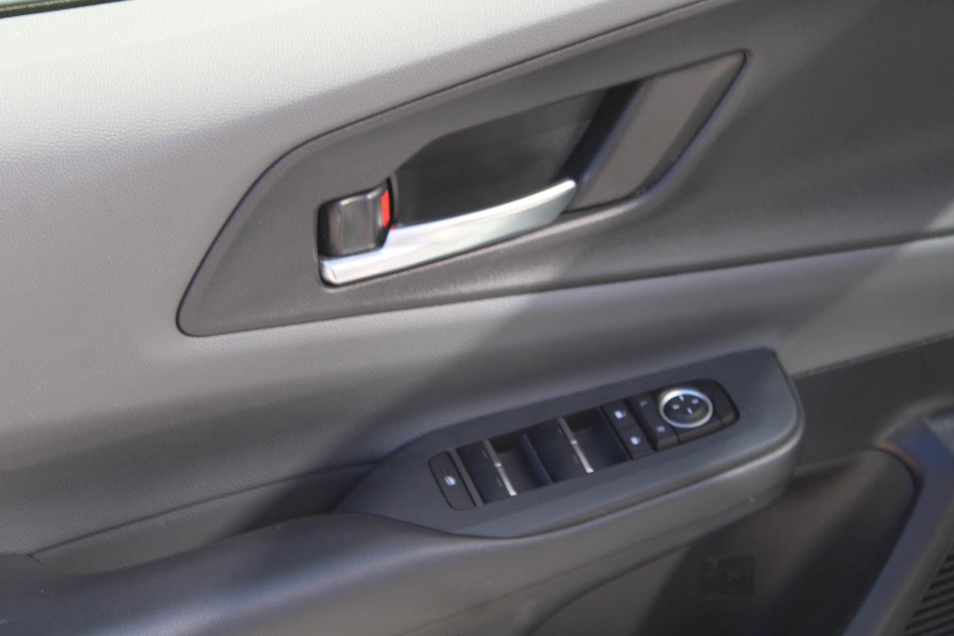 Certified 2024 Toyota Prius XLE FWD image 22