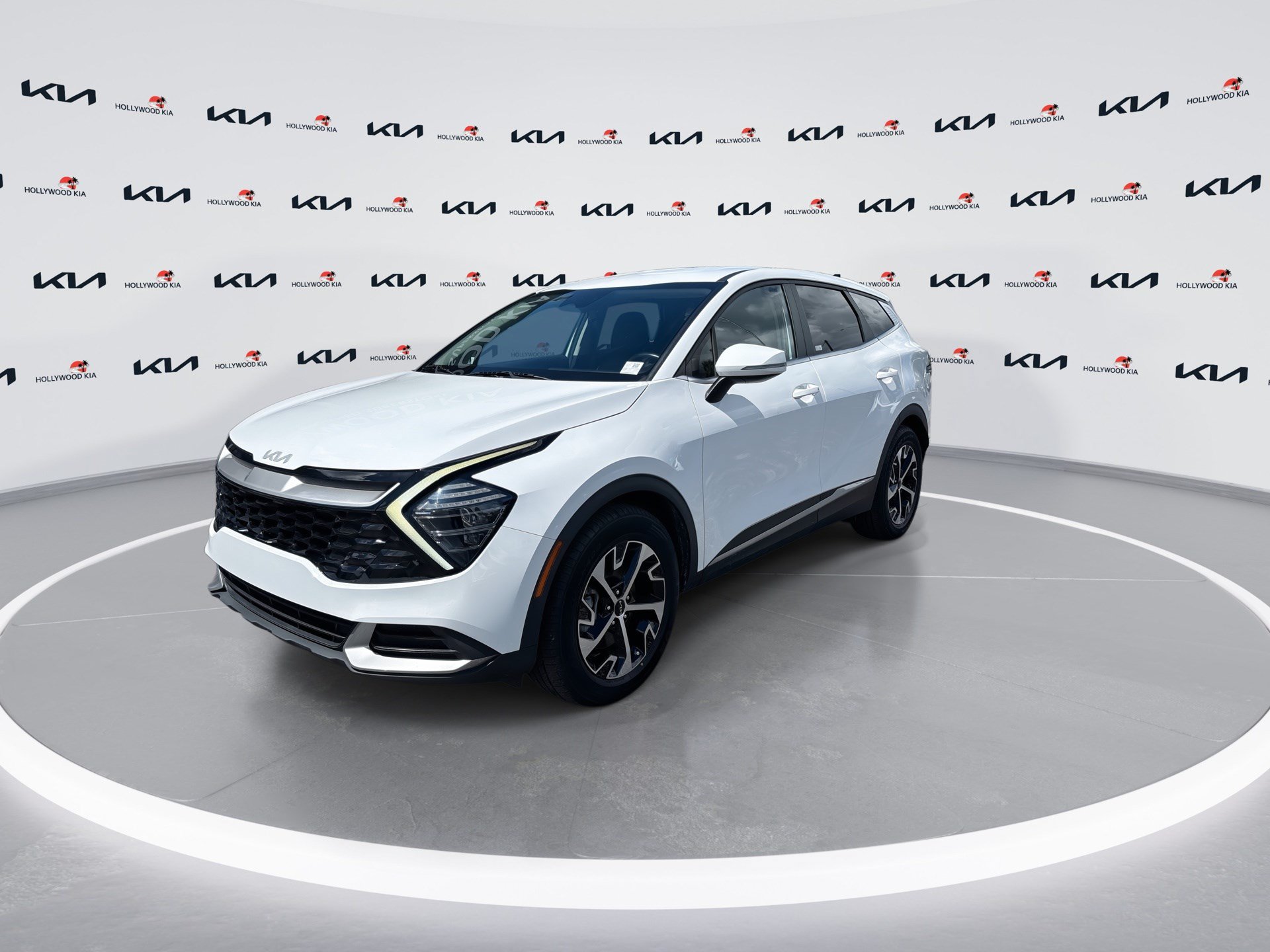 Certified 2024 Kia Sportage EX FWD image 4