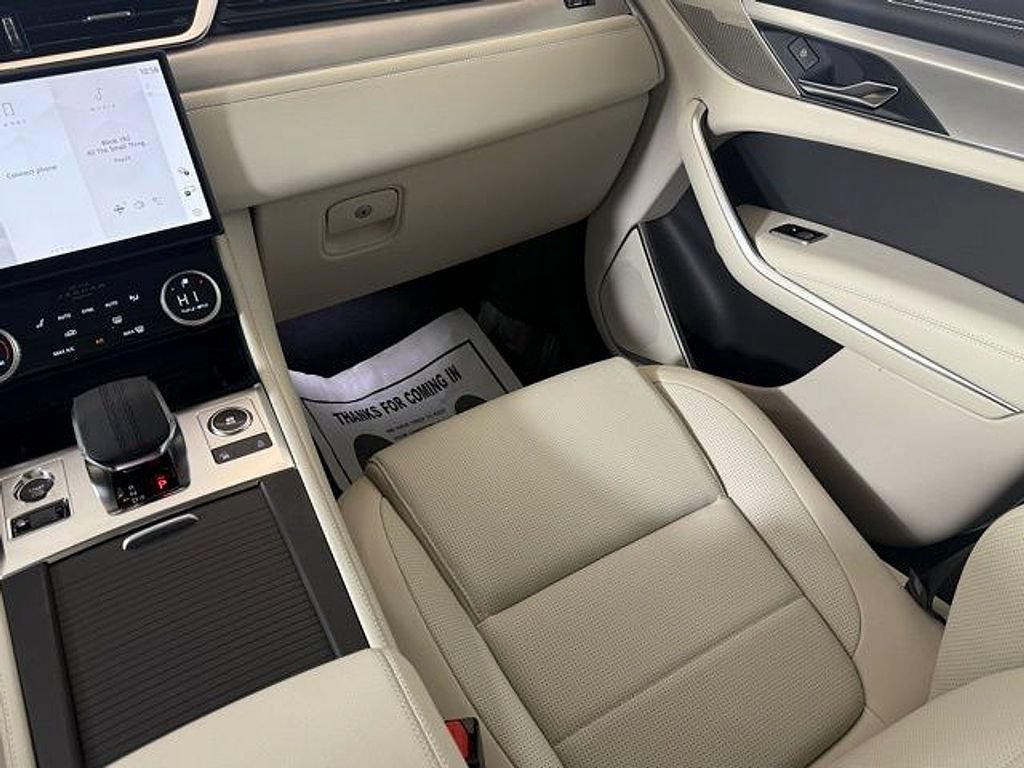 New 2026 Jaguar F-PACE R-Dynamic S AWD/4WD image 24