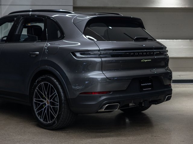 New 2026 Porsche Cayenne E-Hybrid image 25