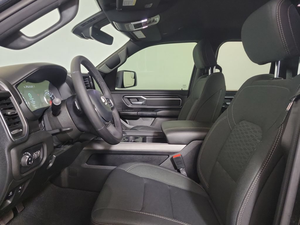 Used 2025 RAM 1500 Big Horn RWD image 12