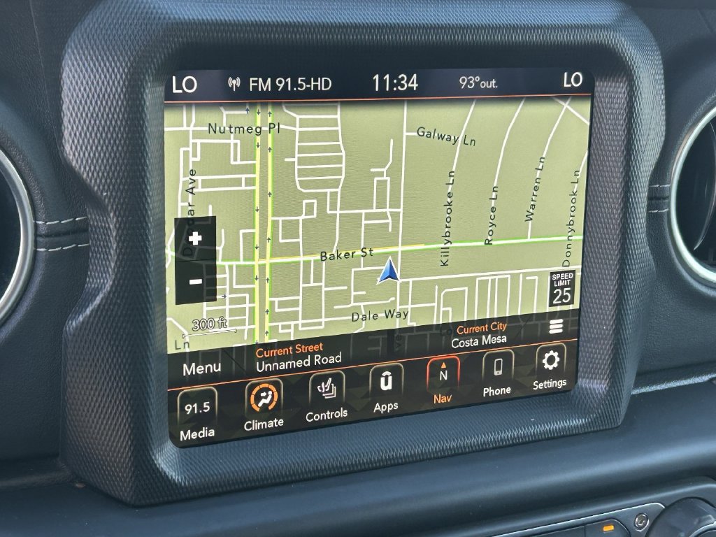 Used 2023 Jeep Wrangler Unlimited Sahara w/ Cold Weather Group AWD/4WD image 23