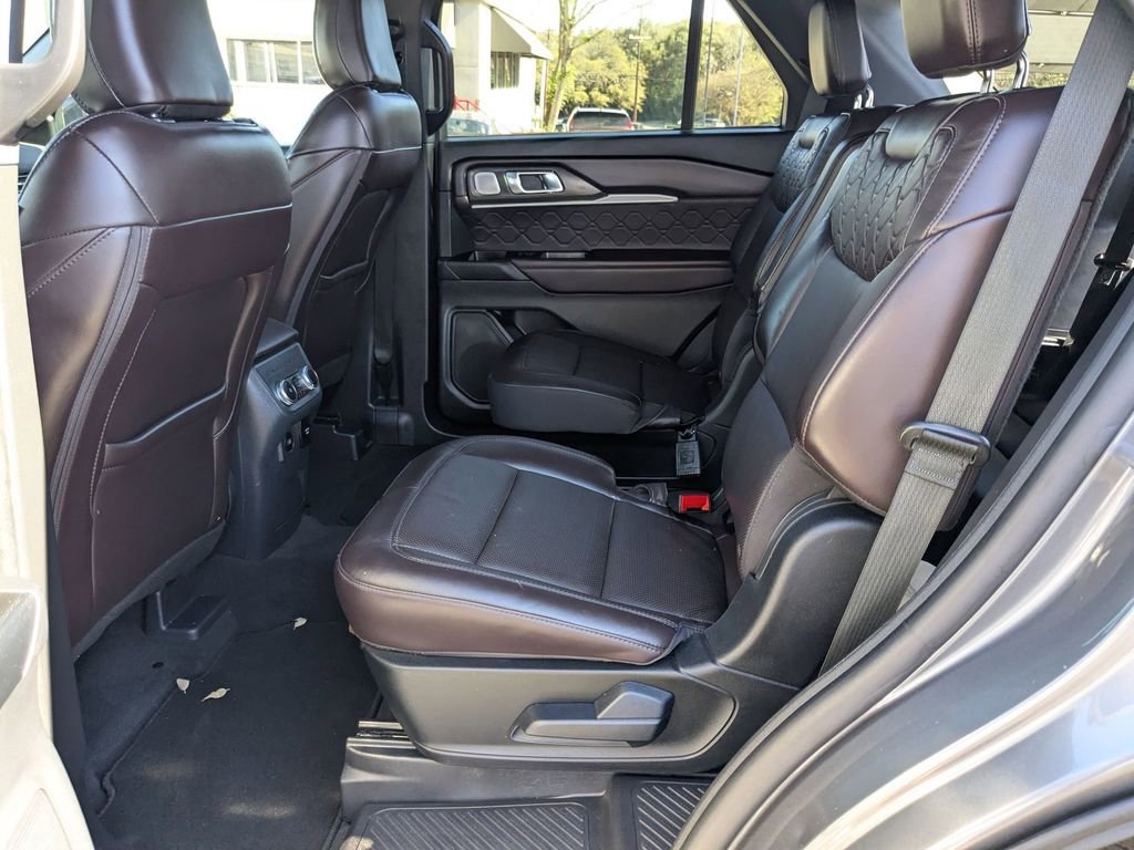 Used 2025 Ford Explorer Platinum w/ LUX Leather Package image 27
