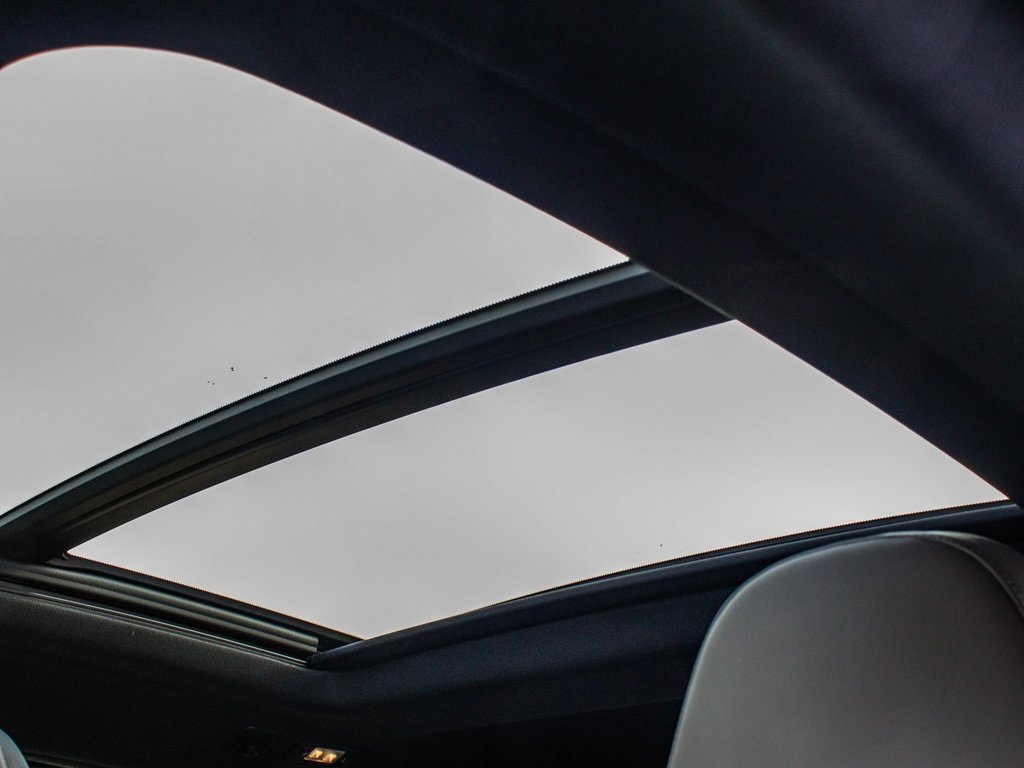 Used 2022 BMW X4 M w/ Competition Package image 46