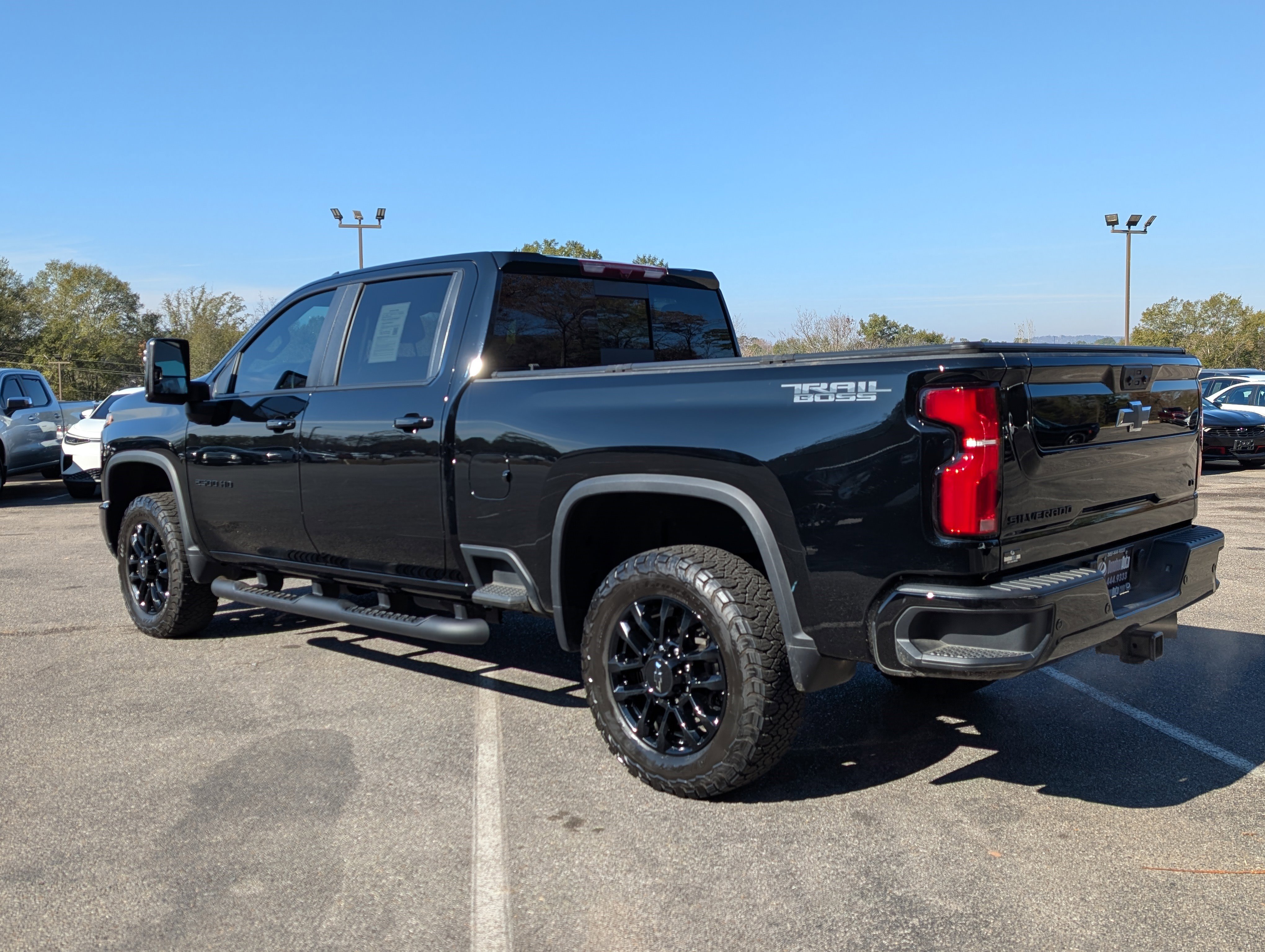 Used 2025 Chevrolet Silverado 2500 LT w/ Trail Boss Package AWD/4WD image 7