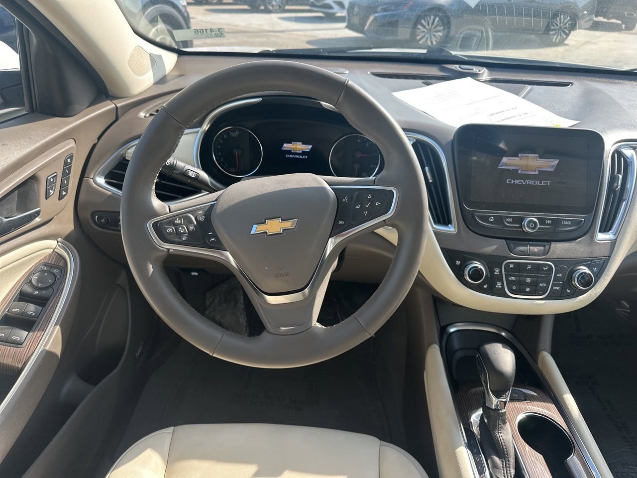 Used 2024 Chevrolet Malibu LT image 11