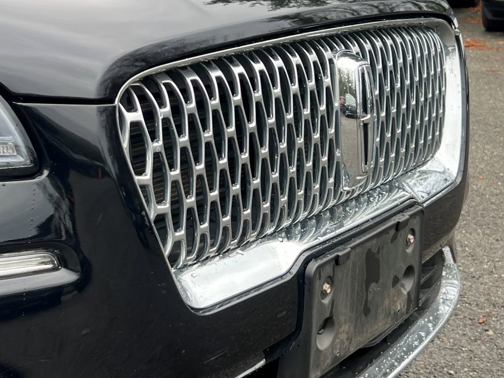 Certified 2022 Lincoln Corsair AWD w/ Premium Package image 19