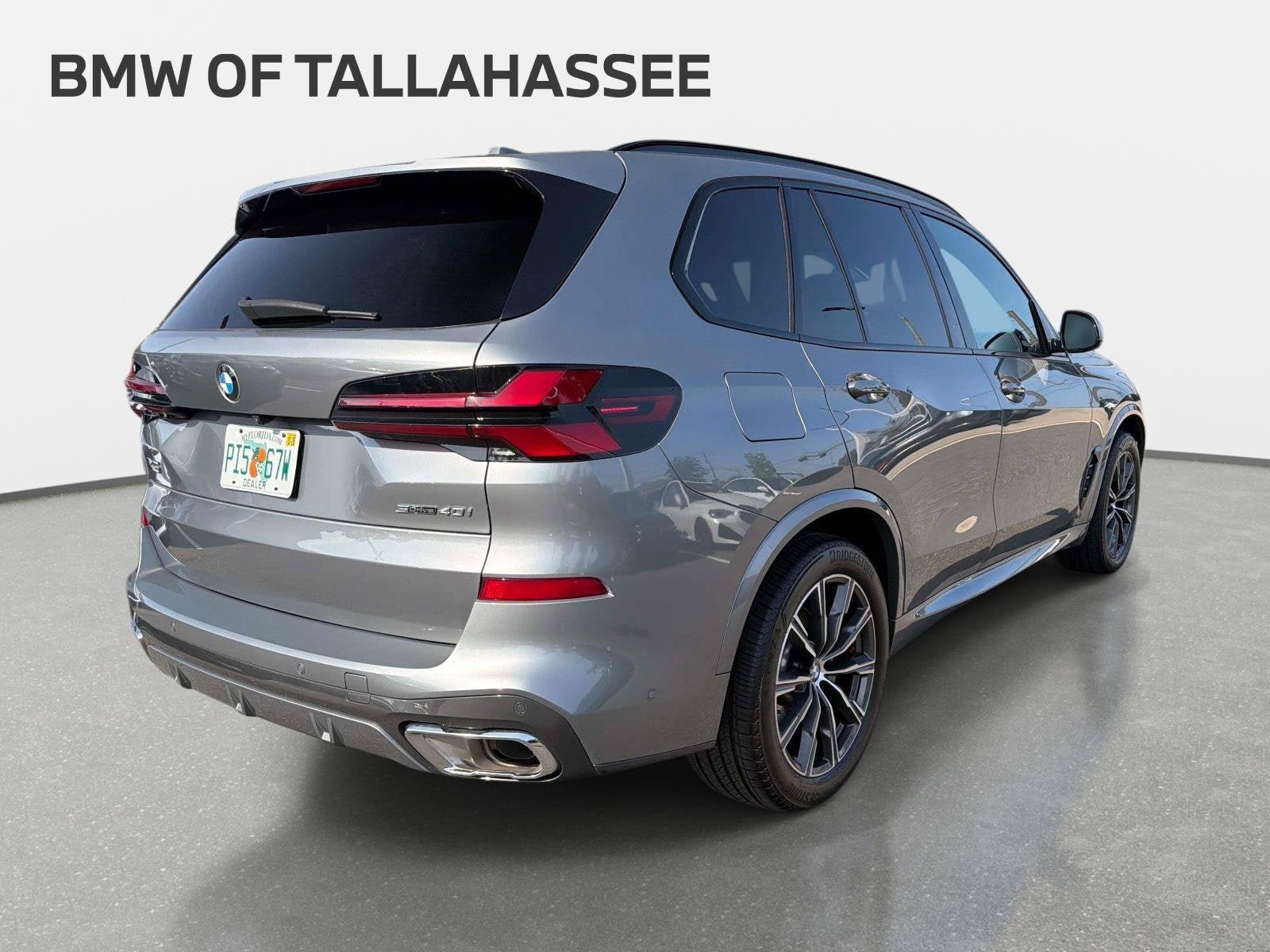 Used 2024 BMW X5 sDrive40i w/ M Sport Package RWD image 5