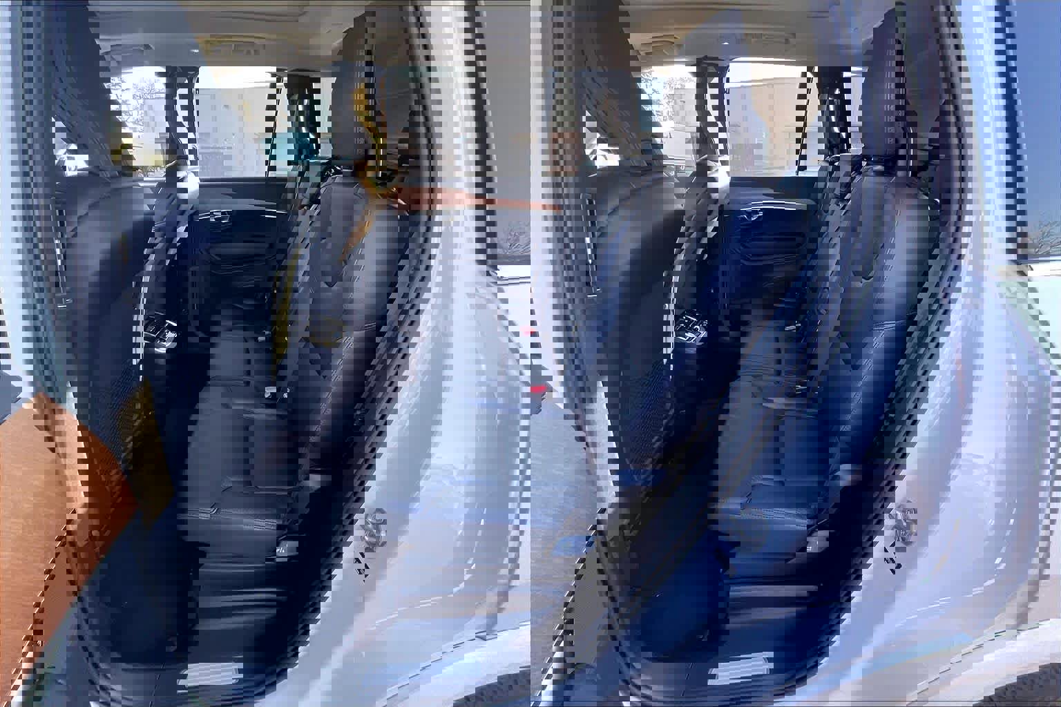 Used 2023 Volvo XC90 B5 Plus image 29