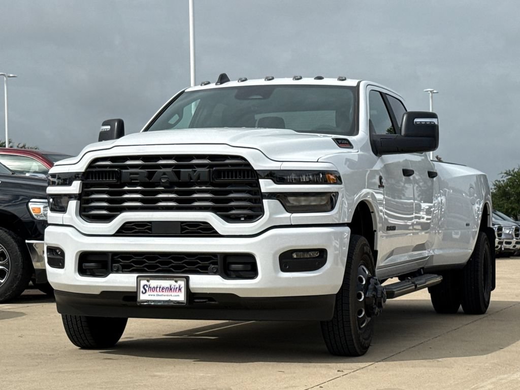 New 2026 RAM 3500 Lone Star AWD/4WD image 3