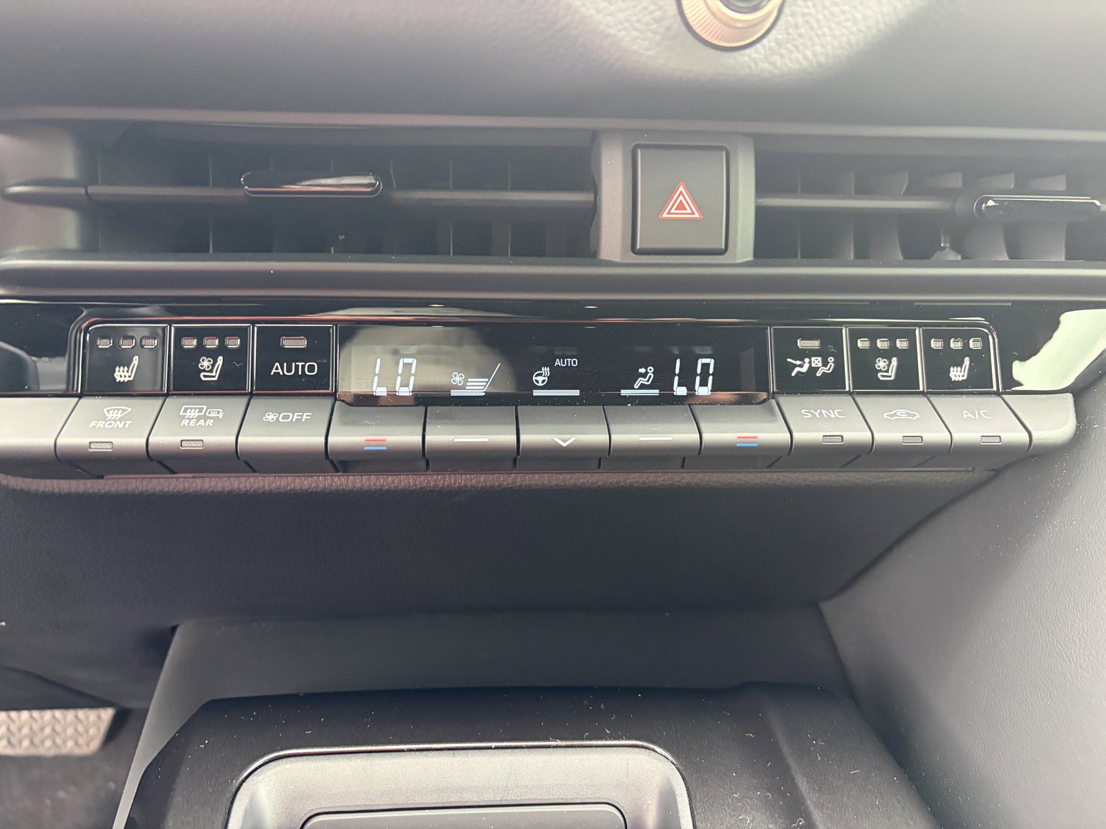 Used 2024 Toyota Crown Platinum AWD/4WD image 19