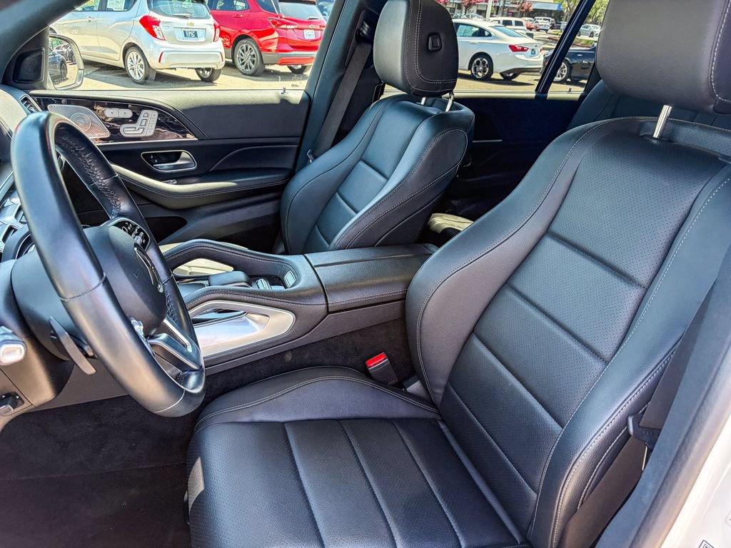 Used 2023 Mercedes-Benz GLS 450 4MATIC image 42