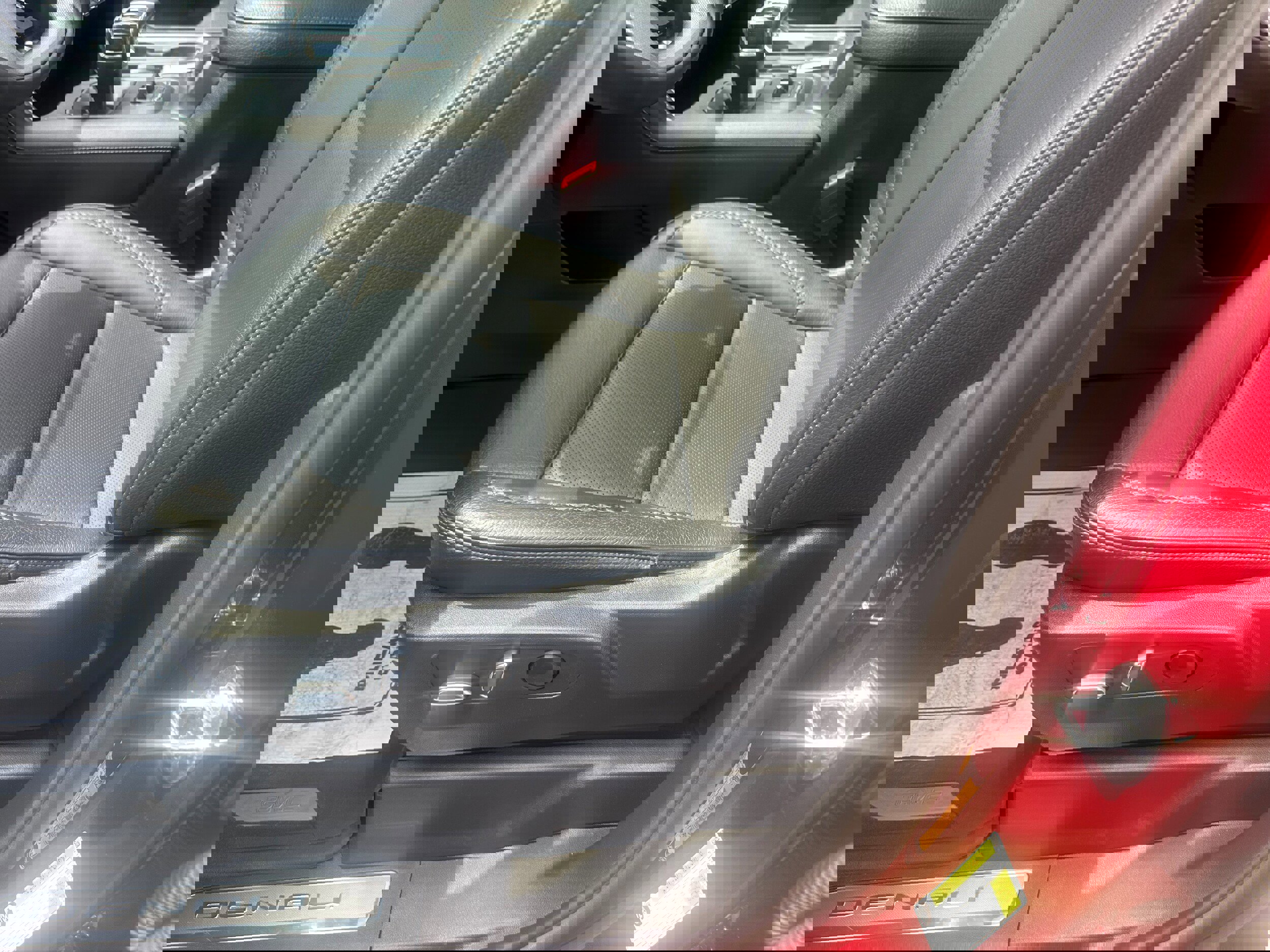 Used 2023 GMC Sierra 1500 Denali w/ Denali Reserve Package image 18