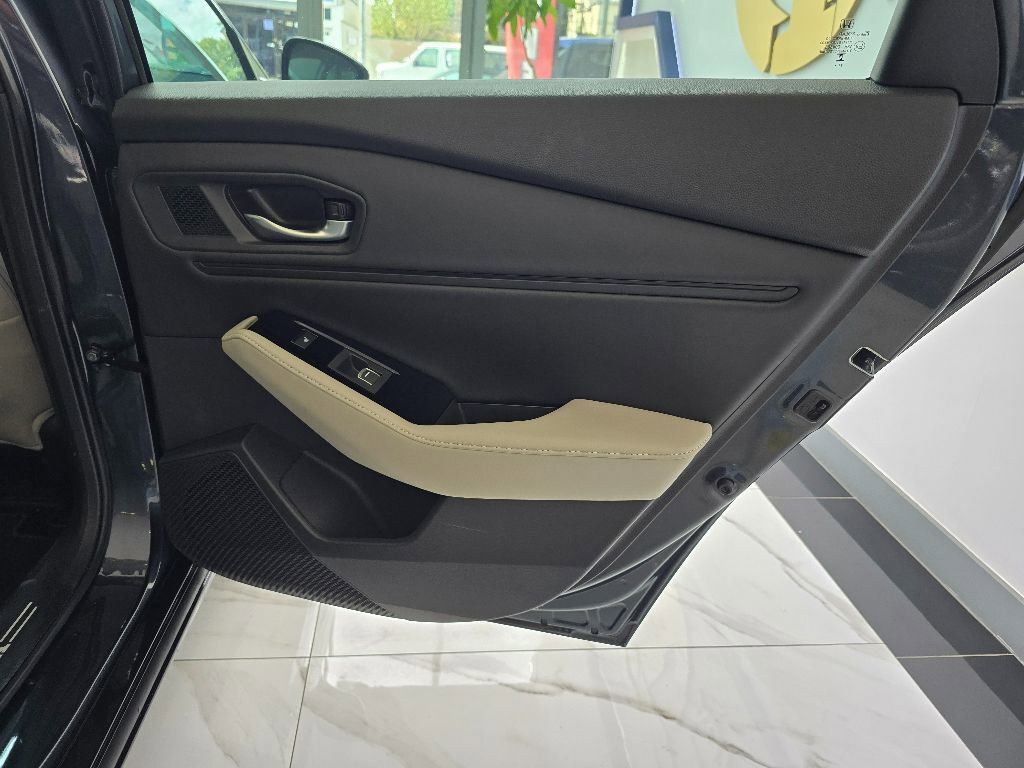 Used 2025 Honda Accord Touring image 20